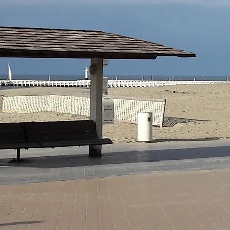 Apartman Vier Sterren Te Bad 6 Pers. Nieuwpoort