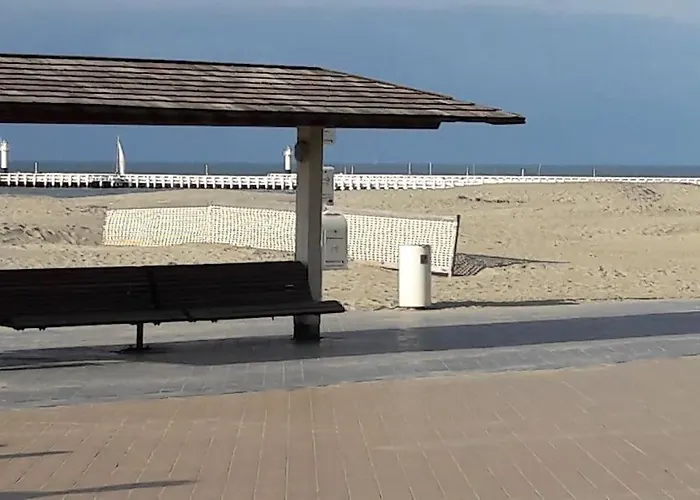 Apartment Vier Sterren Te Bad 6 Pers. Nieuwpoort